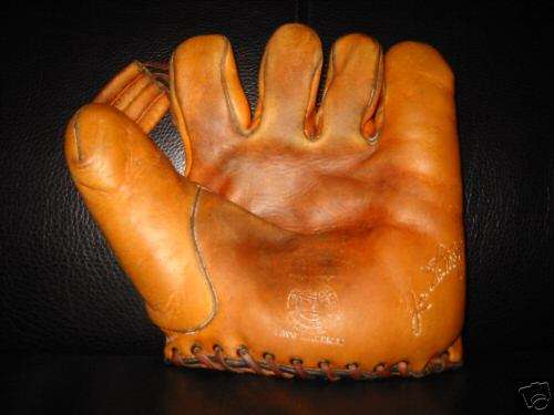 Joe DiMaggio Spalding 231 Front